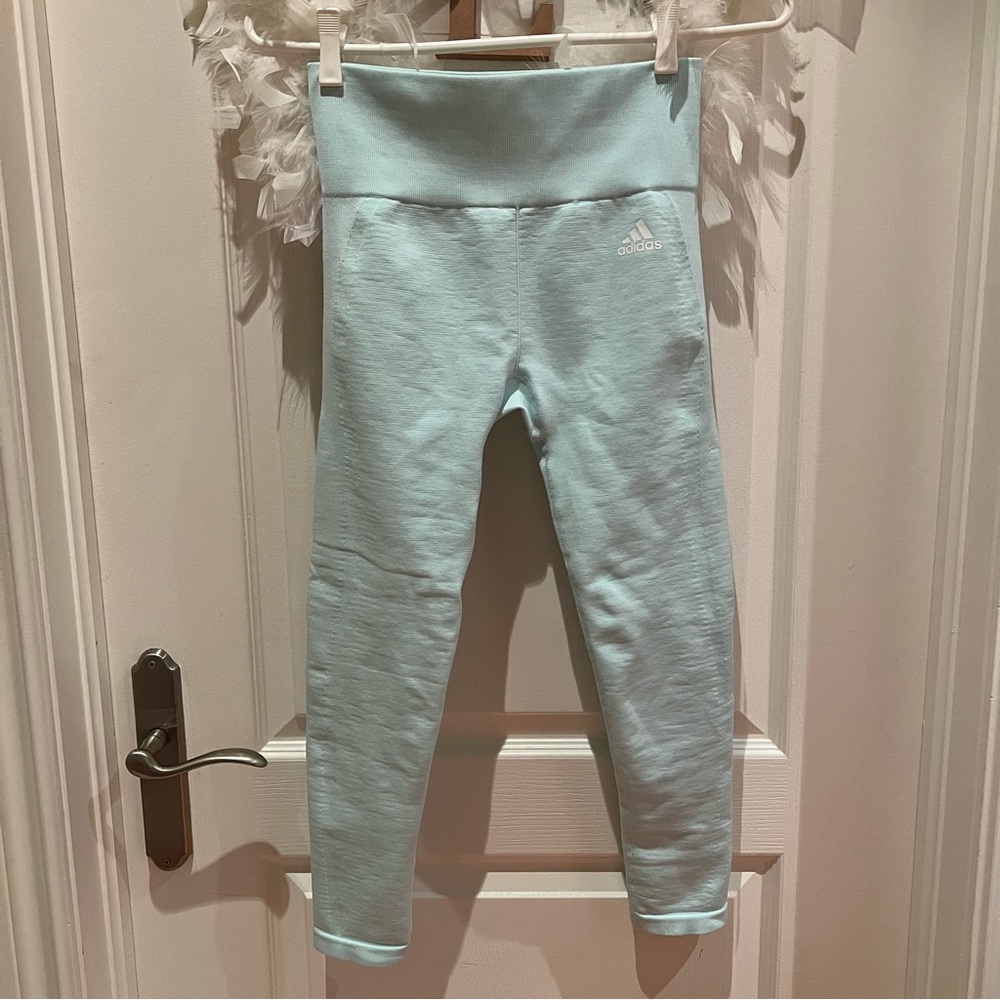 Adidas Aeroknit baby blue leggings🏋🏼♀️ - Picture 3 of 9